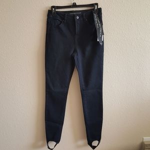 Signature Studio Stirrup Skinny Jeans